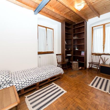 Zest Hotell San Quirico d'Assereto Exteriör bild