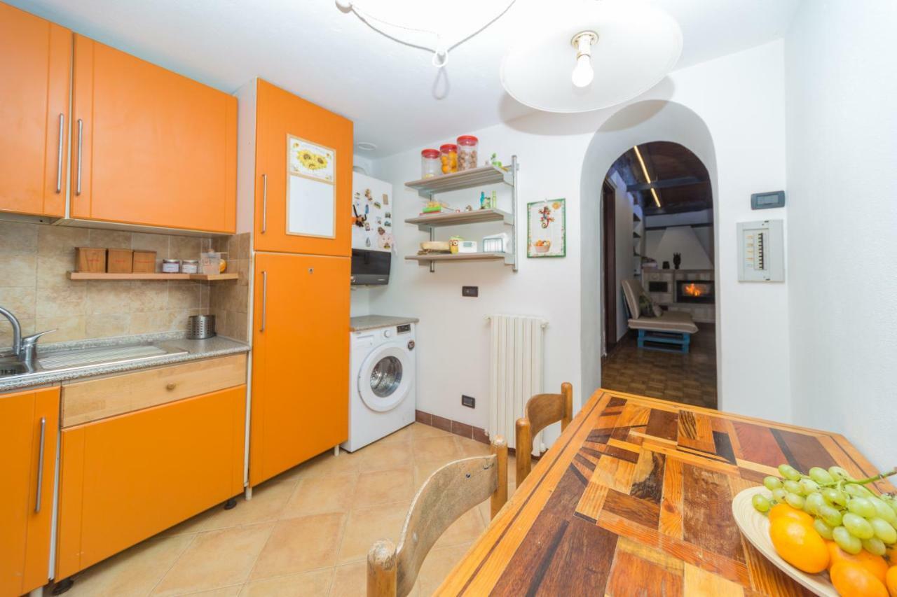 Zest Hotell San Quirico d'Assereto Exteriör bild